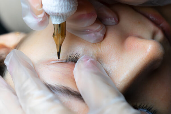 Kalıcı Eyeliner (2 Yıl Kalıcı)